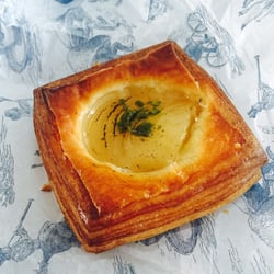 Open Kitchen - Pear Danish