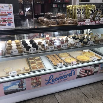 Leonard's Bakery - Bakeries Near Me - Honolulu, Hawaii