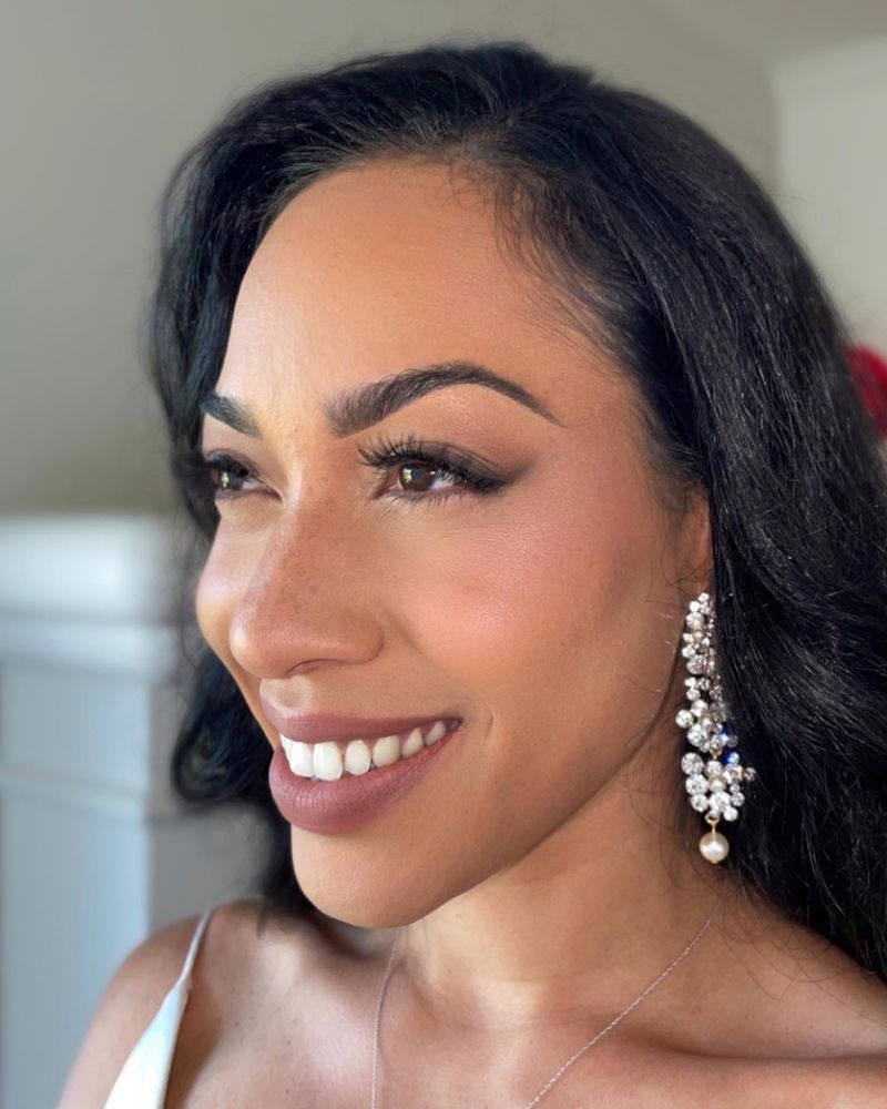 Glam By Leilani Logo