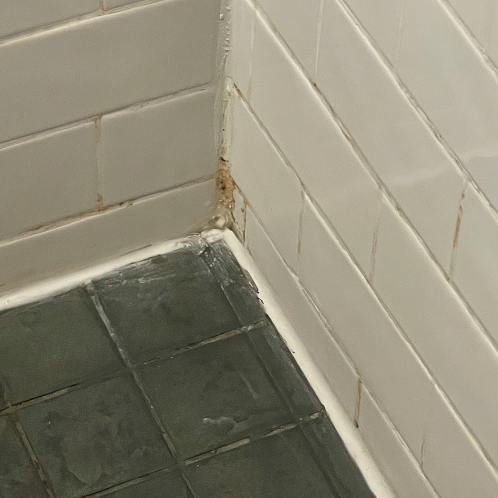 Lancaster Arts Hotel - Shower - Hotels Near Me - Lancaster, Pennsylvania