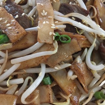 Hoy Tin Kitchen - Beef chow fun dry style - Chinese Near Me - Honolulu, Hawaii Hoy Tin Kitchen - Beef chow fun dry style - Chinese Near Me - Honolulu, Hawaii
