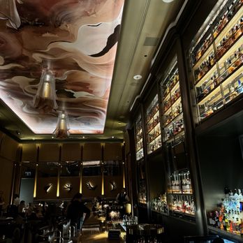The St. Regis Toronto - 31st floor bar - Hotels Near Me - Toronto, Ontario The St. Regis Toronto - 31st floor bar - Hotels Near Me - Toronto, Ontario