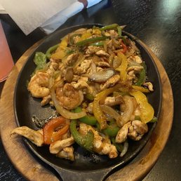Chicken & Shrimp Fajitas - For One Chicken & Shrimp Fajitas - For One