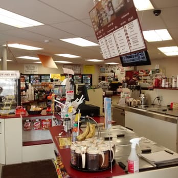 Stewart's Shops - the interior of the store - Convenience Stores Near Me - Cohoes, New York