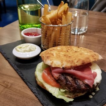Costa Sorrento - Hamburger Napoletano - Pizza Near Me - Markham, Ontario Costa Sorrento - Hamburger Napoletano - Pizza Near Me - Markham, Ontario