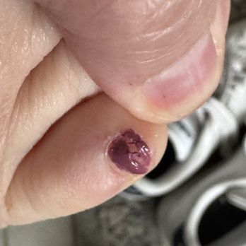 Everly Nail Bar - Nail Salons Near Me - Kyle, Texas