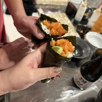 Cozymeal - course 3: maki - Cooking Classes Near Me - Pasadena, California