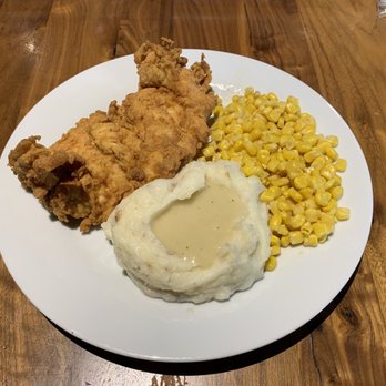 Palmyra Pub and Eatery - Chicken fried chicken (without gravy) mashed potatoes with gravy and corn. - New American Near Me - Dixon, Illinois