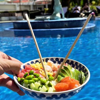 The Savoy - Poke bowl - Hotels Near Me - Miami Beach, Florida The Savoy - Poke bowl - Hotels Near Me - Miami Beach, Florida