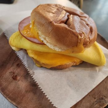 Happy Monday Coffee - Loop - Breakfast sandwich - Coffee & Tea Near Me - Chicago, Illinois
