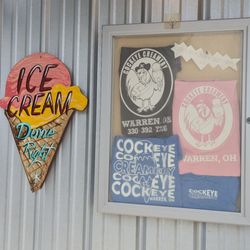 Cockeye Creamery - Decor