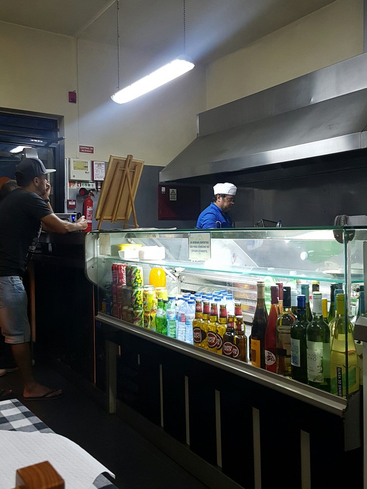 CHURRASQUEIRA O FRANGOTE R. Campo, Gironde, Nazaré, Portugal