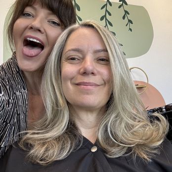 Jessica Minton Salon - Hair Salons Near Me - Orange, California Jessica Minton Salon - Hair Salons Near Me - Orange, California
