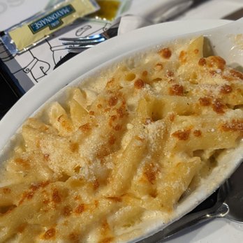 Oakside Bar & Lounge - Kid's mac and cheese - Sports Bars Near Me - Stouffville, Ontario Oakside Bar & Lounge - Kid's mac and cheese - Sports Bars Near Me - Stouffville, Ontario