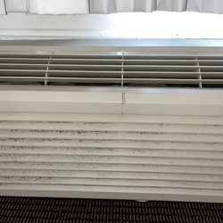 Sleep Inn - Dirty AC unit