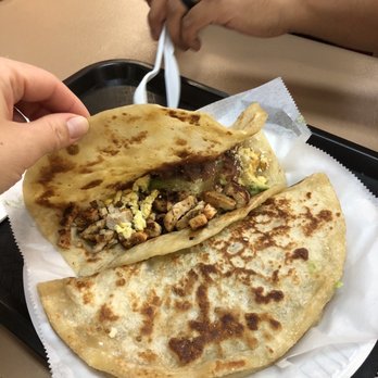Sofia's Pupuseria - Baleadas con pollo, November 2022. Deliciosas!!! - Salvadoran Near Me - Arlington, Virginia Sofia's Pupuseria - Baleadas con pollo, November 2022. Deliciosas!!! - Salvadoran Near Me - Arlington, Virginia