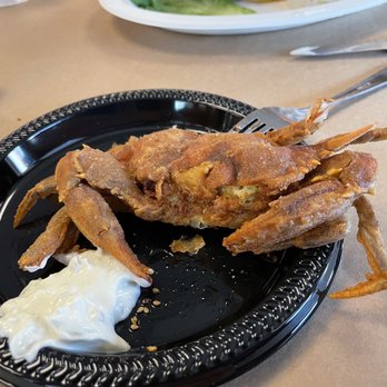 Cantler's Riverside - Fried soft crab - Seafood Near Me - Annapolis, Maryland