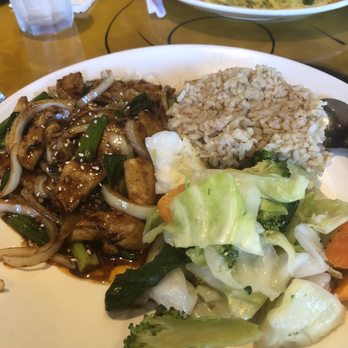 Holly's Mandarin - Mongolian Chicken and brown rice - Chinese Near Me - Oakland, California Holly's Mandarin - Mongolian Chicken and brown rice - Chinese Near Me - Oakland, California