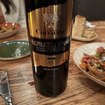 Giulia - Italian Near Me - Cambridge, Massachusetts