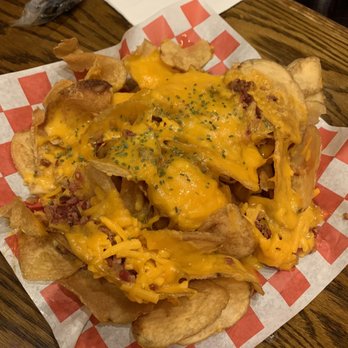 Iron Horse Grill - Smothered kettle chips - American Near Me - Pine Mountain, Georgia Iron Horse Grill - Smothered kettle chips - American Near Me - Pine Mountain, Georgia