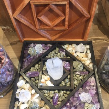 Rock Paradise - Jewelry Near Me - Canoga Park, California Rock Paradise - Jewelry Near Me - Canoga Park, California