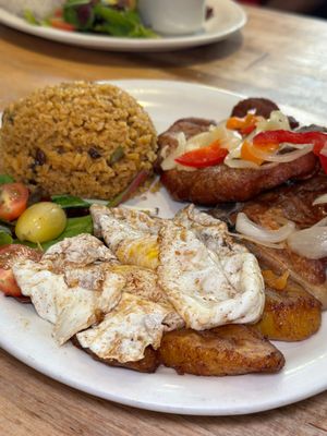 La Fonda by null