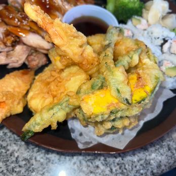 Cha Cha Sushi - Chicken Teri tempura and Cali roll - Sushi Bars Near Me - San Jose, California Cha Cha Sushi - Chicken Teri tempura and Cali roll - Sushi Bars Near Me - San Jose, California