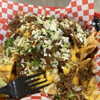 La Birria Spot - Birria nachos - Mexican Near Me - Palm Desert, California La Birria Spot - Birria nachos - Mexican Near Me - Palm Desert, California