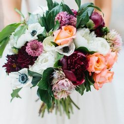Sunnycrest Nursery Florist & Decor - Book your wedding flowers with us!