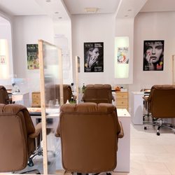 Rainbow Nails & Foot Spa - Welcome now！We are clean and safety. Hope everyone is healthy.