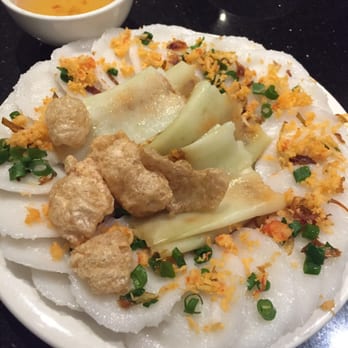 Ngự Bình Restaurant - Banh beo and banh nam - Vietnamese Near Me - Westminster, California
