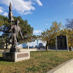 Antoine de Lamothe Cadillac Statue