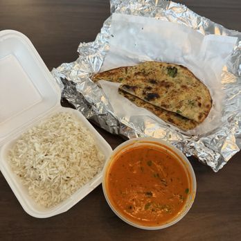 Taste of India - Butter Chicken and Garlic Naan - Indian Near Me - Madera, California Taste of India - Butter Chicken and Garlic Naan - Indian Near Me - Madera, California