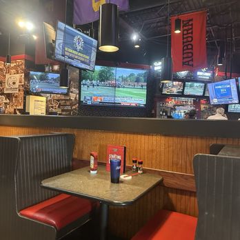 Baumhower's Victory Grille - Inside - American Near Me - Daphne, Alabama