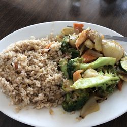 Gee's Hunan Chinese Restaurant - Curry shrimp with fried rice