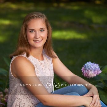 Jenny Nourse Photography - Environmental High School Senior Portrait - Event Photography Near Me