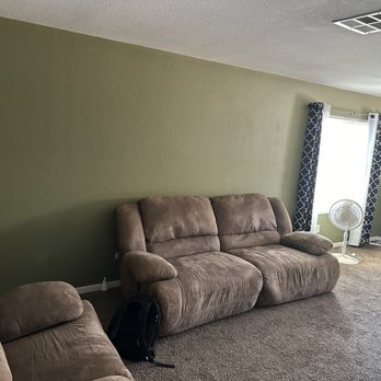 99 Elite Design - Before: living room - Flooring Near Me - Victorville, California