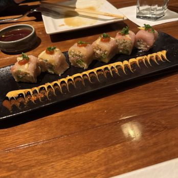 Anchor Sushi Bar - Lupton Roll - New American Near Me - Dallas, Texas