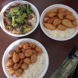 Sweet & sour pork & chicken & beef & broccoli. These are the small order. Very good. Sweet & sour pork & chicken & beef & broccoli. These are the small order. Very good.