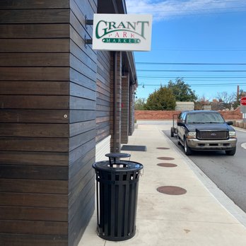 Grant Park Market - Entrance - Grocery Near Me - Atlanta, Georgia