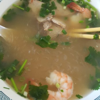 Golden River Restaurant - Glass noodles - Vietnamese Near Me - Honolulu, Hawaii