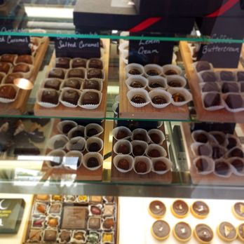 Mission Heights Chocolates - Display case - Chocolatiers & Shops Near Me - San Diego, California Mission Heights Chocolates - Display case - Chocolatiers & Shops Near Me - San Diego, California