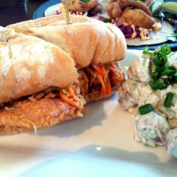 Solbar - chicken sandwich - New American Near Me - Calistoga, California Solbar - chicken sandwich - New American Near Me - Calistoga, California