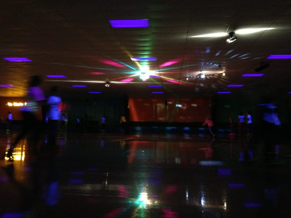 SKATE EXPRESS Updated October 2024 N9668 Frohling Ln, Watertown