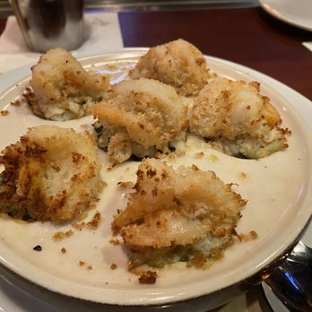 Seasons 52 - Crab and shrimp stuffed mushrooms. Kinda on the bland side! - New American Near Me - Phoenix, Arizona Seasons 52 - Crab and shrimp stuffed mushrooms. Kinda on the bland side! - New American Near Me - Phoenix, Arizona