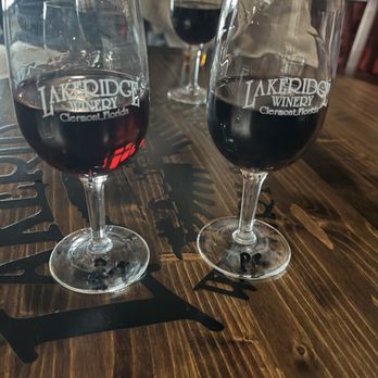 Lakeridge Winery & Vineyards - Port wine and reserve - Wineries Near Me - Clermont, Florida Lakeridge Winery & Vineyards - Port wine and reserve - Wineries Near Me - Clermont, Florida