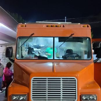 Dos Mexicanos Grill - Great Time at The Huddle - Food Trucks Near Me