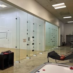 Tristate Family Ymca - Racqetball Courts