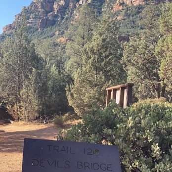 Devil's Bridge Trail - Hiking Near Me - Sedona, Arizona