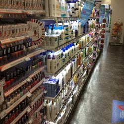 Duane Reade - So well lit!